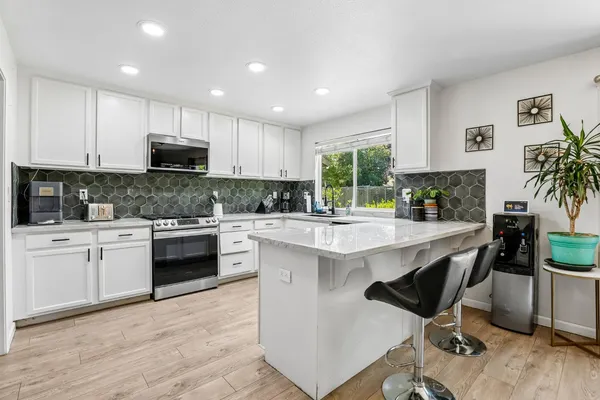 $449,900 | 2258 Oregon Way, Yuba City, CA 95991