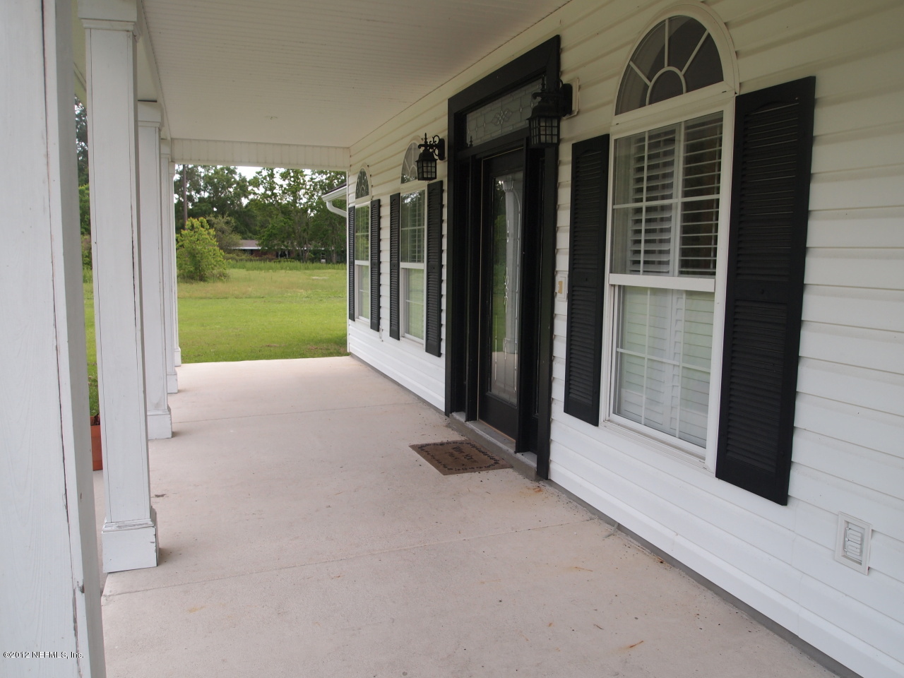 43107 Smitty Road Callahan, FL 32011 - Photo 4 of 25 Front Porch