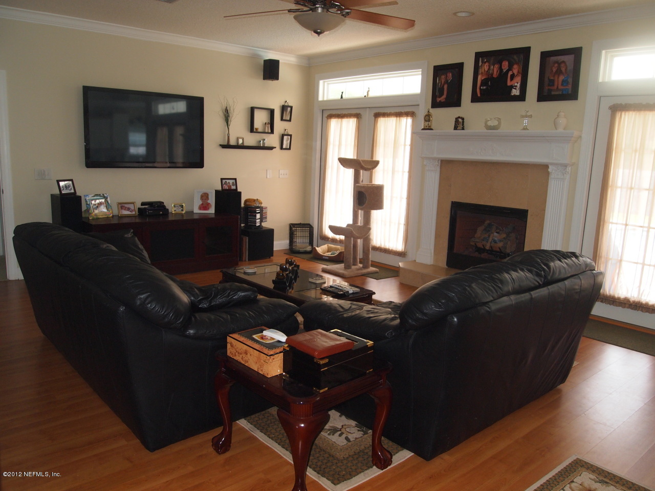 43107 Smitty Road Callahan, FL 32011 - Photo 8 of 25 Family Room