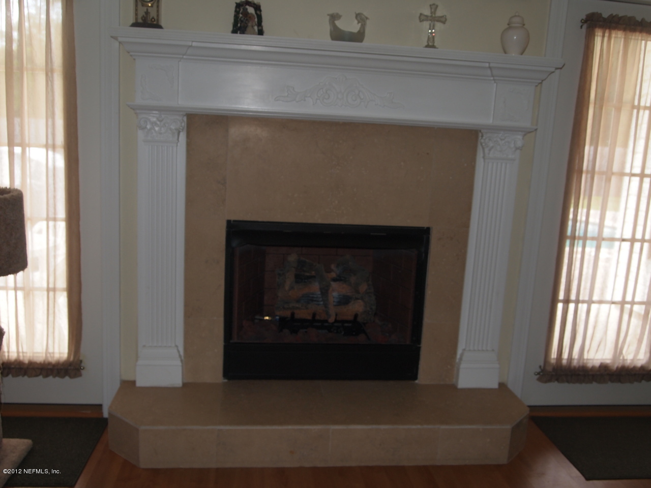 43107 Smitty Road Callahan, FL 32011 - Photo 9 of 25 Gas Fireplace in Family Room
