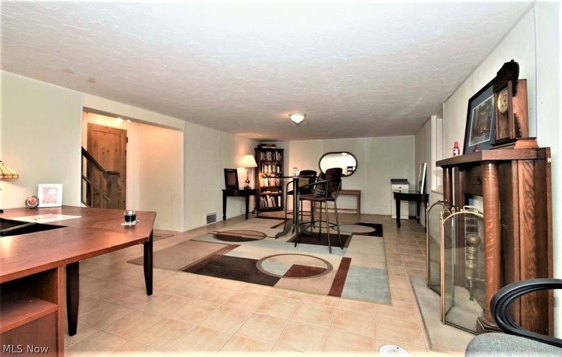 2584 Charney Road Cleveland, OH 44118 - Photo 21 of 24 Gallery Image 21