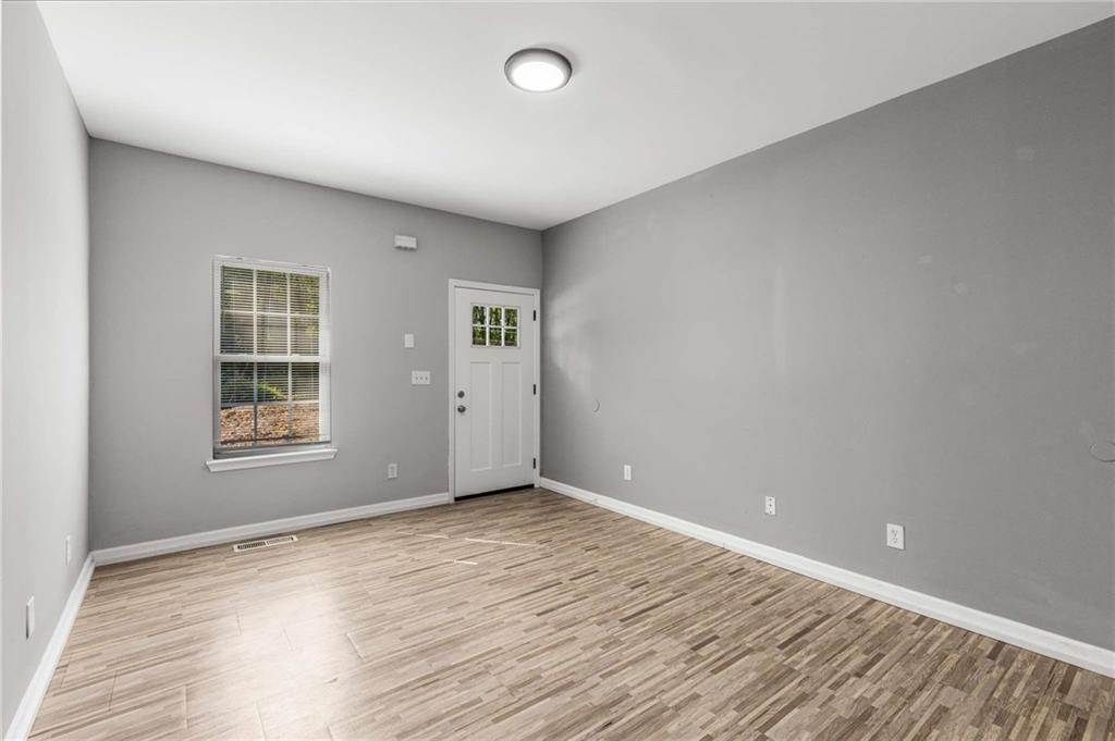 2351 Perry Boulevard Northwest Atlanta, GA 30318 - Photo 6 of 32