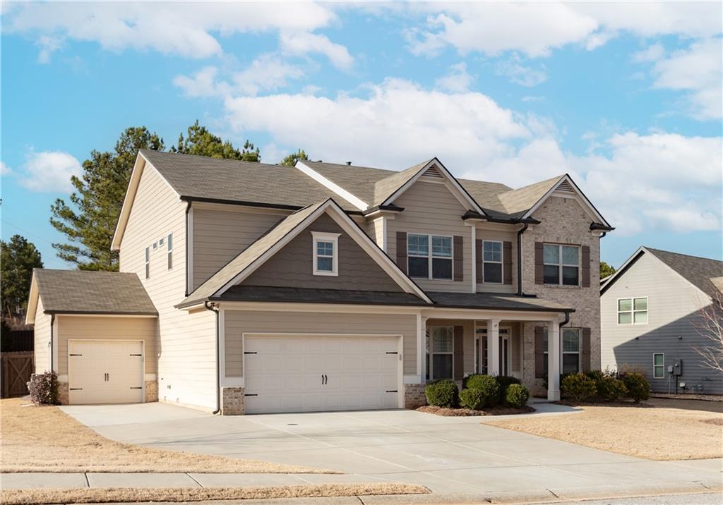 534 Widgeon Way Jefferson, GA 30549 - Photo 1 of 1 a view of a white house