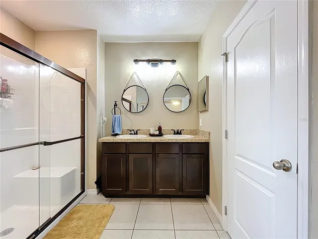 $325,000 | 15290 Aquarius Way, Mascotte, FL 34753