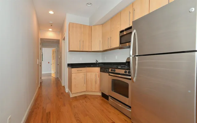 $3,295 | 314 Monroe Street, Unit 5, Hoboken, NJ 07030