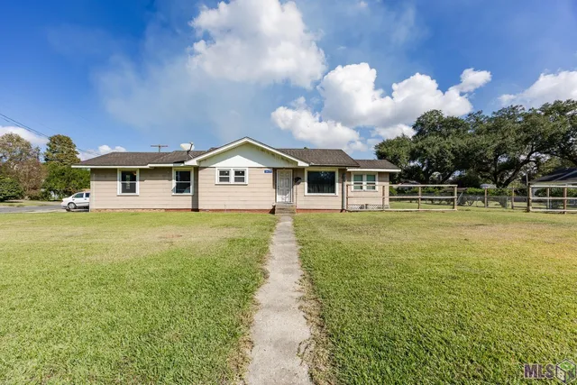 $150,000 | 24125 Marshall Street, Plaquemine, LA 70764