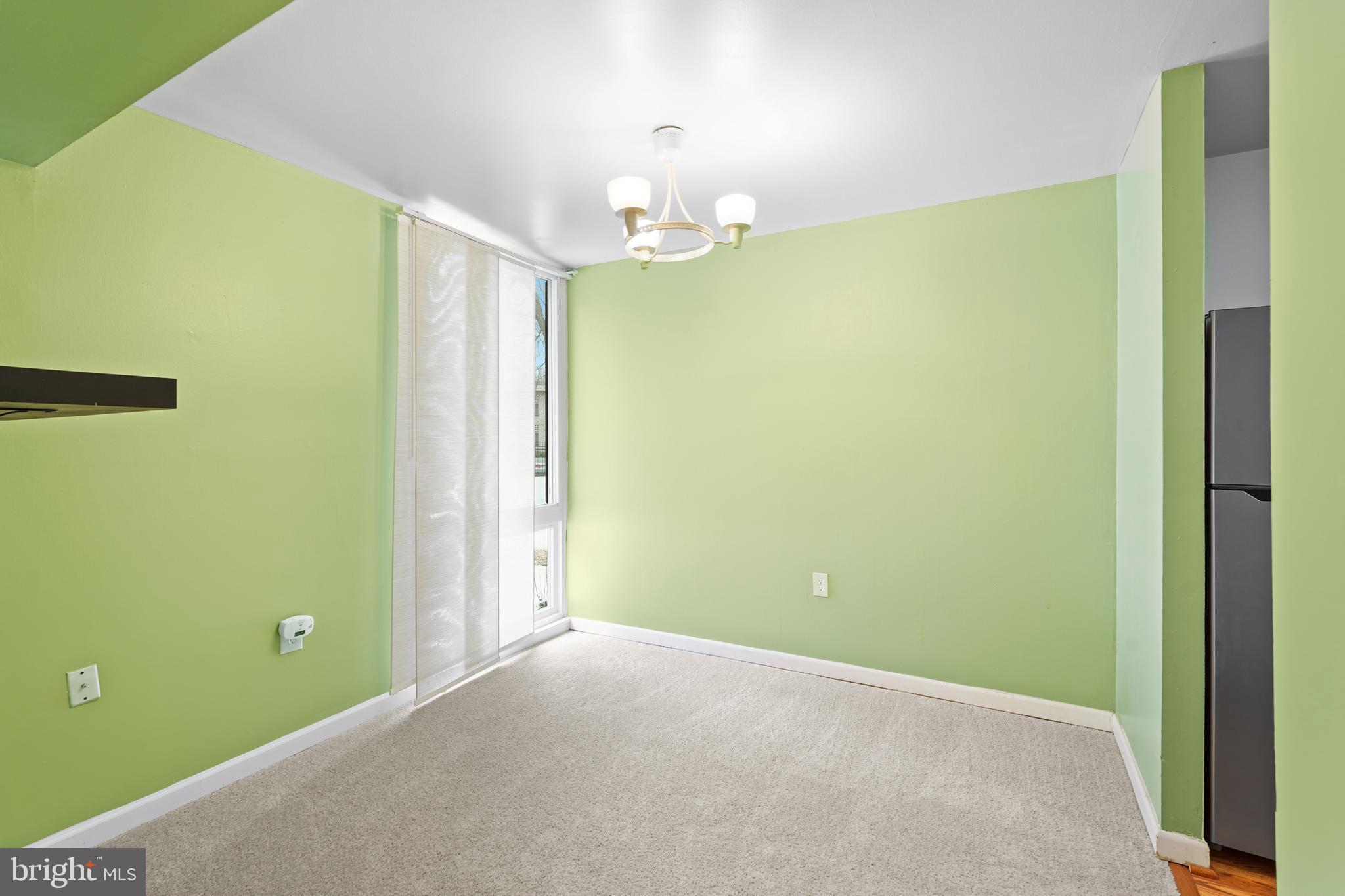 8647 Greenbelt Road, Unit T2 Greenbelt, MD 20770 - Photo 15 of 32 Dining area