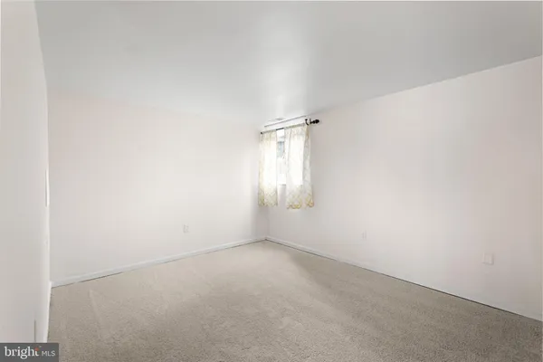 $137,500 | 8647 Greenbelt Road, Unit T2, Greenbelt, MD 20770