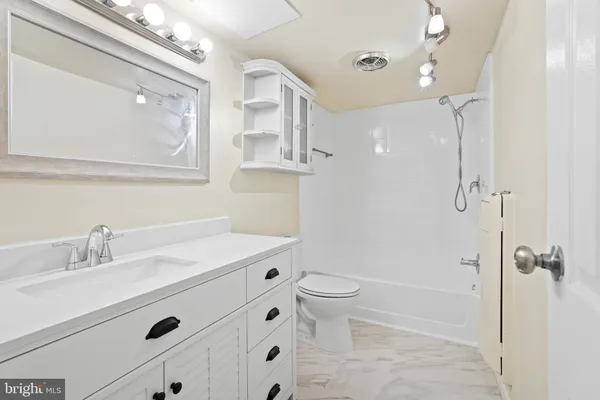 $137,500 | 8647 Greenbelt Road, Unit T2, Greenbelt, MD 20770