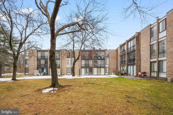 $137,500 | 8647 Greenbelt Road, Unit T2, Greenbelt, MD 20770