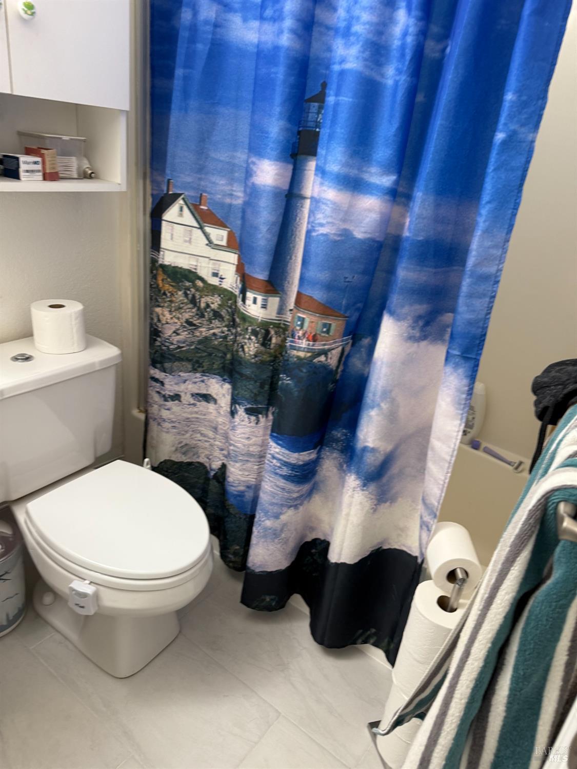 31300 Sherwood Road Willits, CA 95490 - Photo 12 of 29 a bathroom with a toilet and a shower