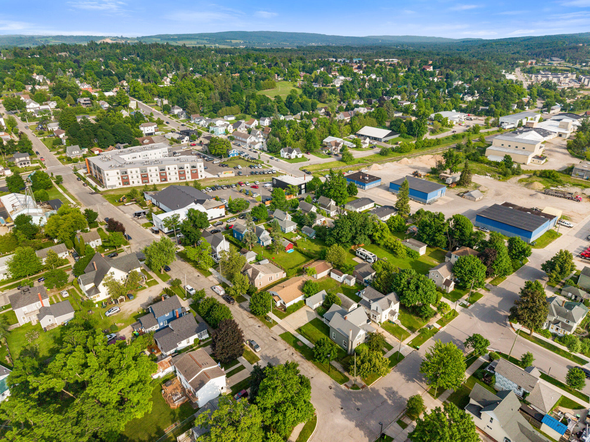 112 Fulton Street Petoskey, MI 49770 - Photo 30 of 37 DJI_20260630183227_0544_D