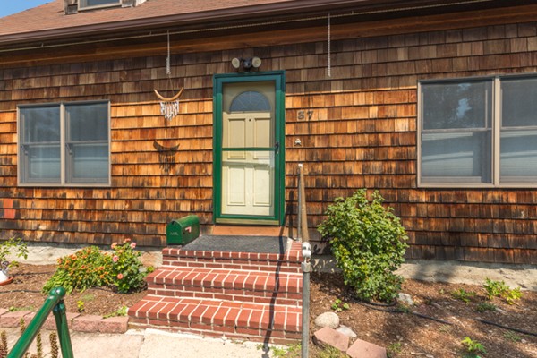 37 East Border Road Malden, MA 02148 - Photo 6 of 26 Gallery Image 6