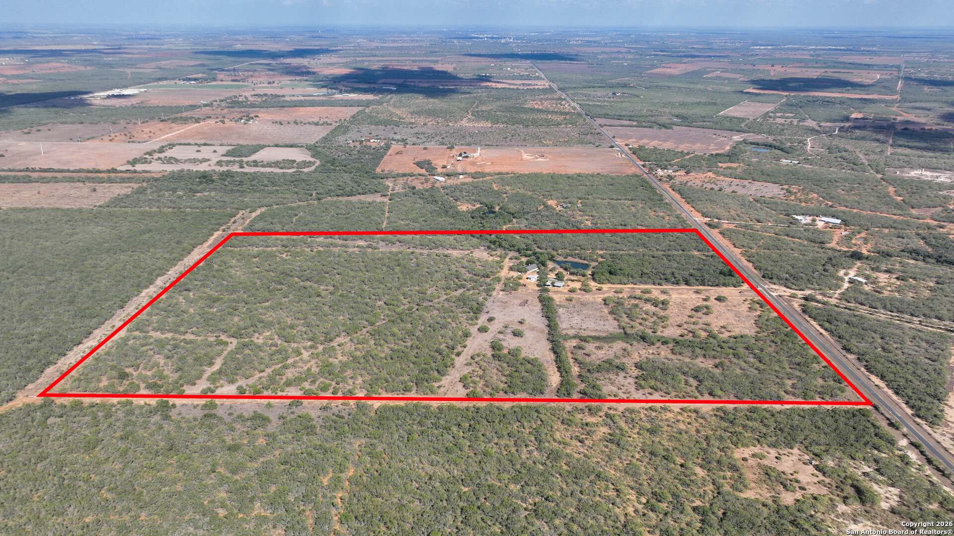 6472 Bluntzer Road Jourdanton, TX 78026 - Photo 37 of 45 a view of bath area