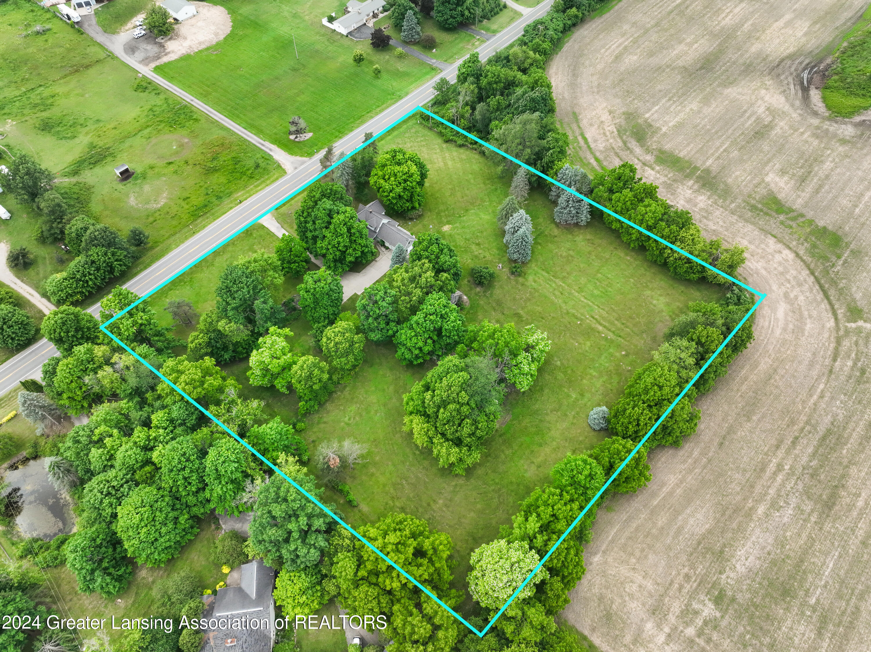 1056 North Waverly Road Dimondale, MI 48821 - Photo 41 of 49 DJI_20240606164317_0009_V