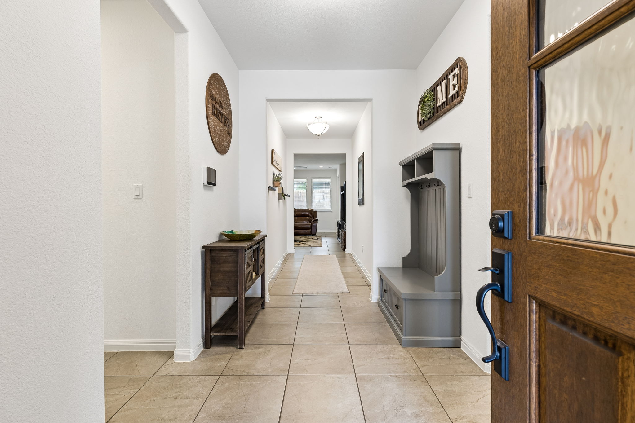 425 Windom Way Georgetown, TX 78626 - Photo 2 of 38