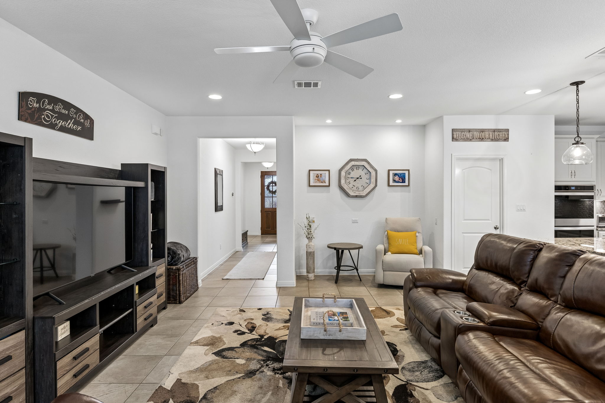 425 Windom Way Georgetown, TX 78626 - Photo 5 of 38