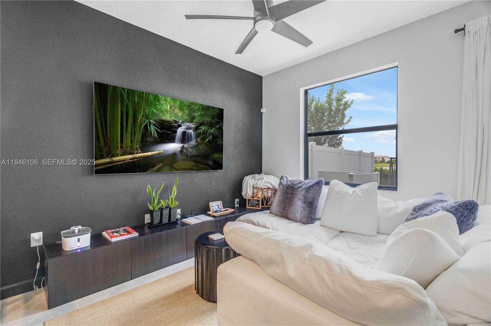 3416 West 114th Terrace Hialeah, FL 33018 - Photo 2 of 40