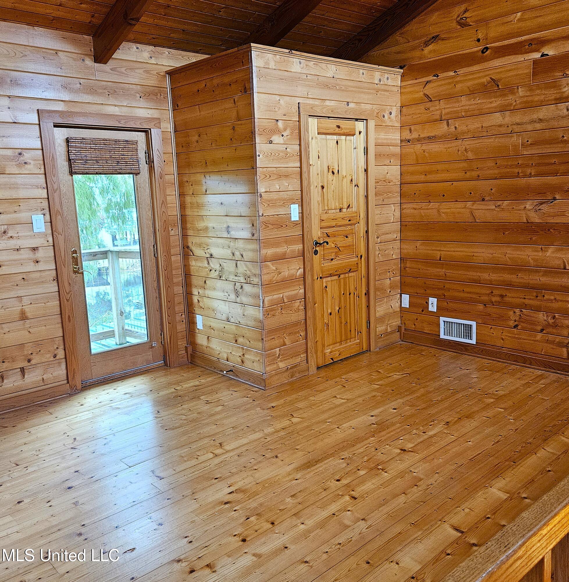 15127 Chickasaw Road Kiln, MS 39556 - Photo 21 of 44 15127 Chickasaw - Loft 2