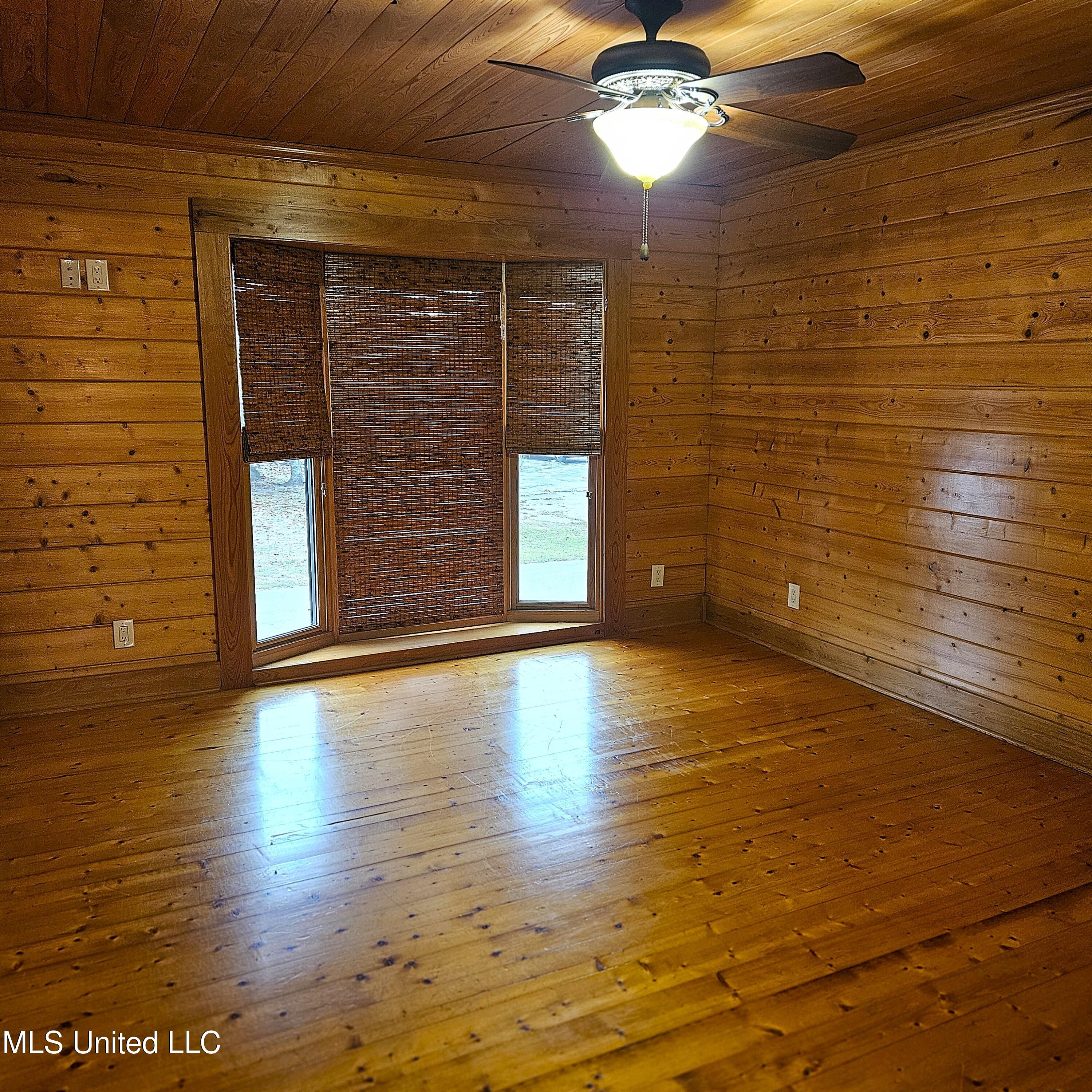 15127 Chickasaw Road Kiln, MS 39556 - Photo 34 of 44 15127 Chickasaw - Bedroom 2 - 1