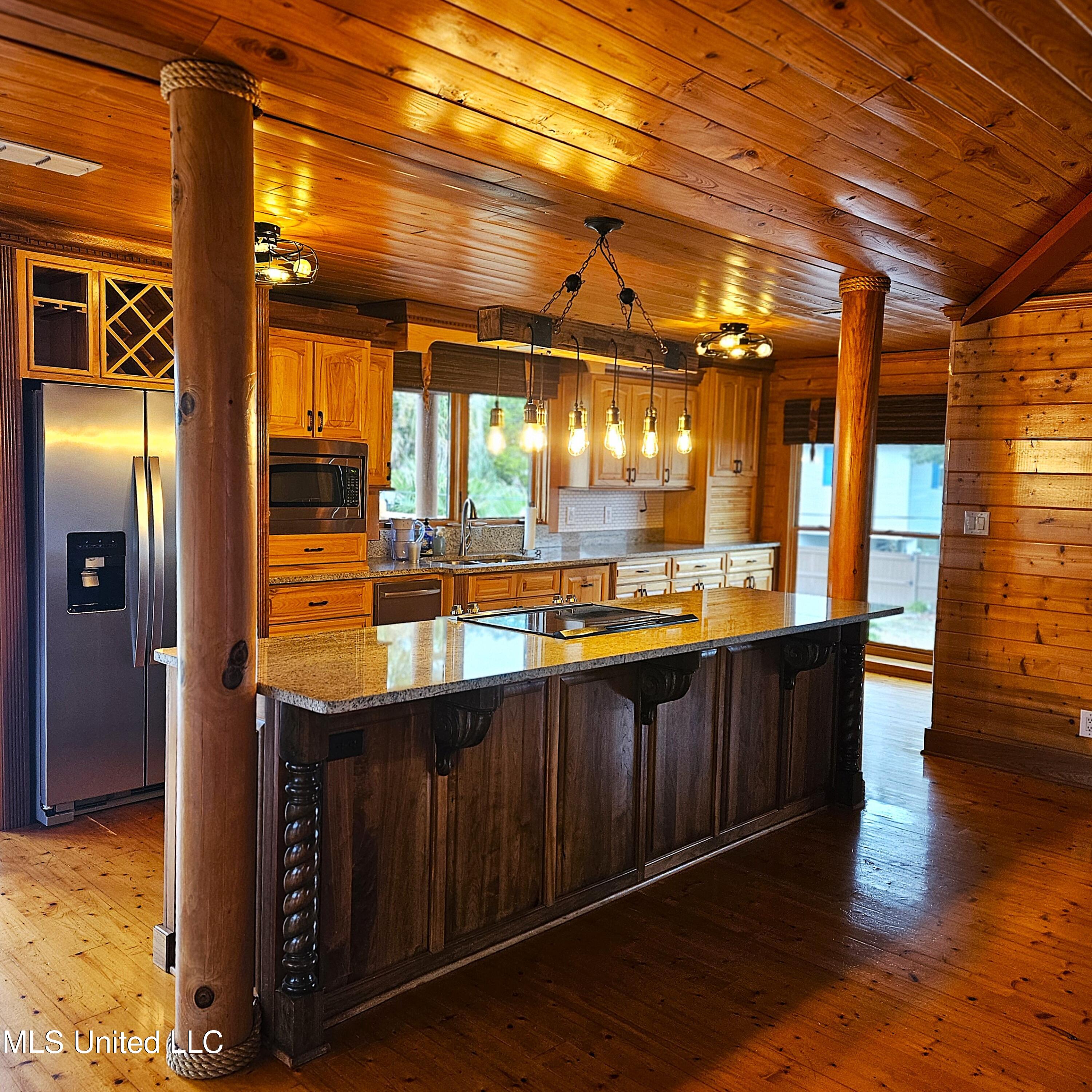 15127 Chickasaw Road Kiln, MS 39556 - Photo 4 of 44 15127 Chickasaw - Kitchen 2