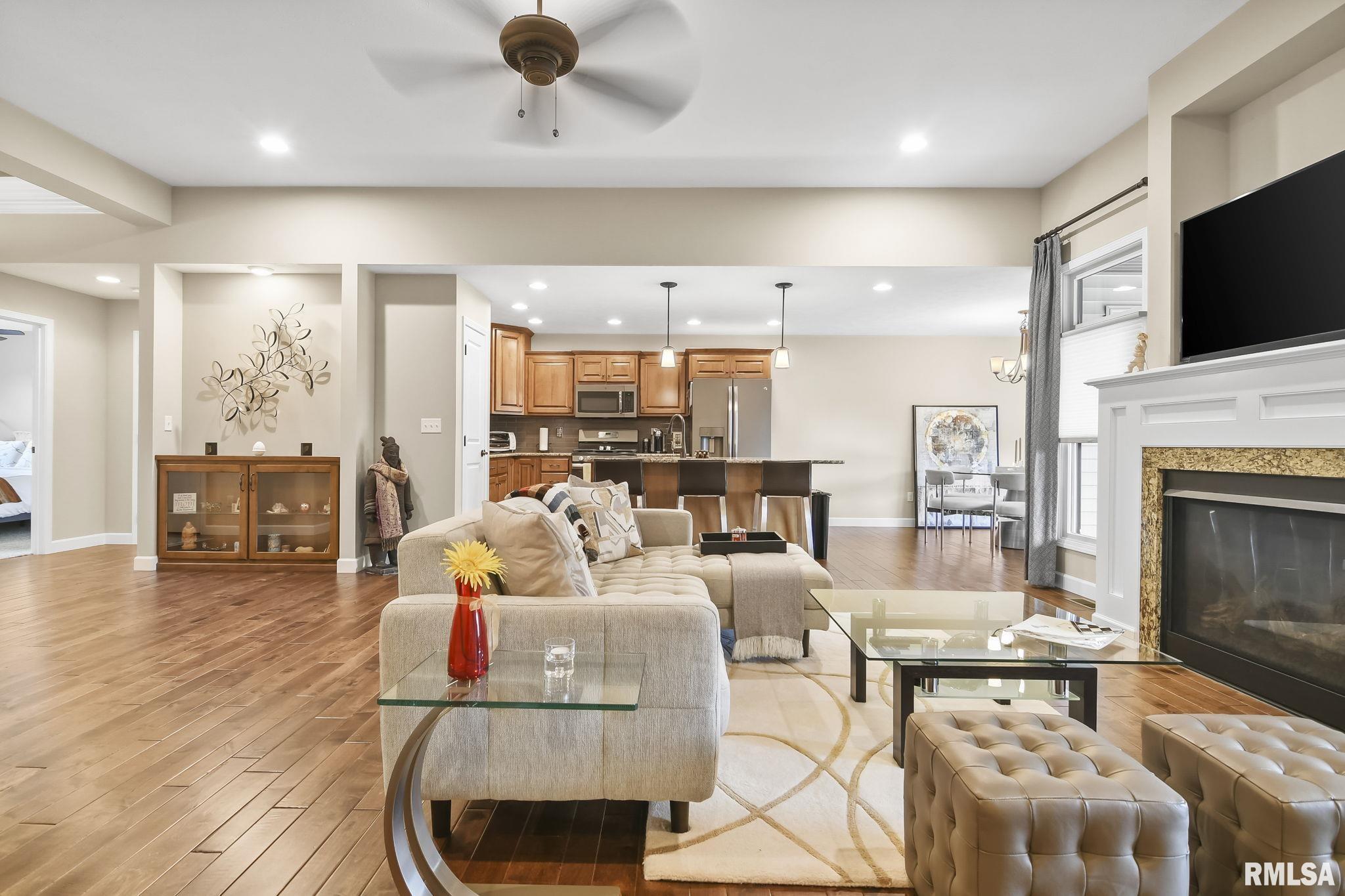 3309 Grassmere Drive Springfield, IL 62711 - Photo 9 of 36