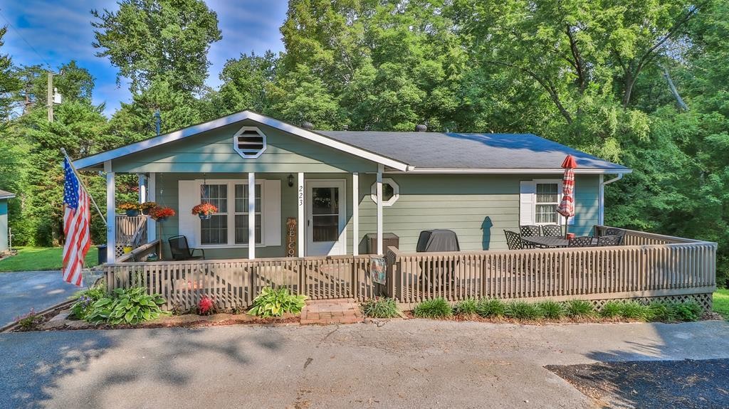 223 Longfield Road Rocky Top, TN 37769 - Photo 1 of 38 Gallery Image 1