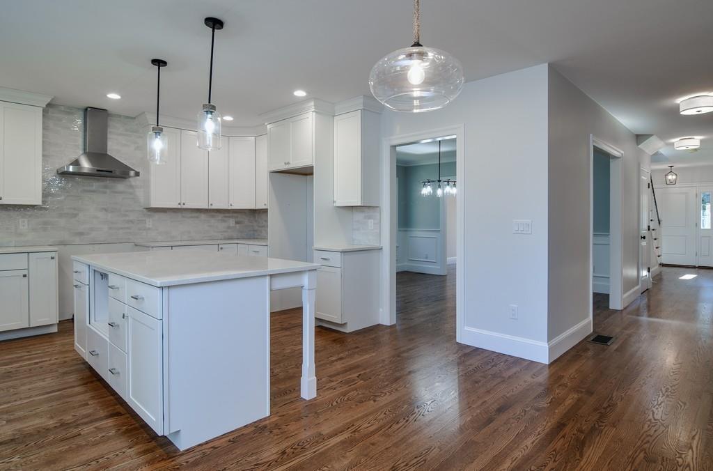 49 Beverly Road Natick, MA 01760 - Photo 4 of 33