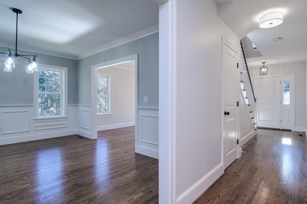 49 Beverly Road Natick, MA 01760 - Photo 10 of 33