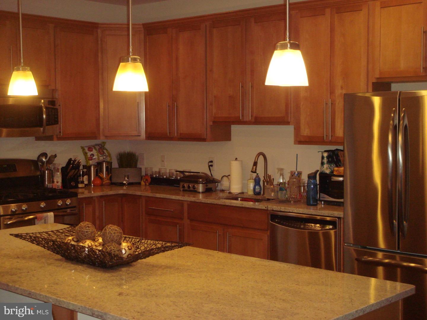2 North Commerce Square, Unit 302 Robbinsville, NJ 08691 - Photo 3 of 15
