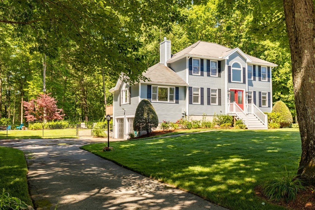 24 Hammond Farm Road Haverhill, MA 01832 - Photo 1 of 38 Gallery Image 1