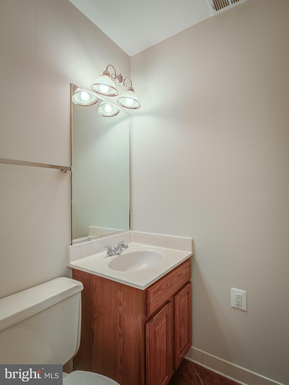 2058 Golf Course Drive Reston, VA 20191 - Photo 36 of 59