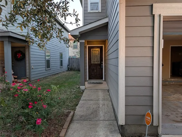 $1,875 | 18920 Sunrise Ranch, Houston, TX 77073