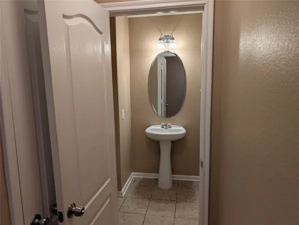 $1,875 | 18920 Sunrise Ranch, Houston, TX 77073