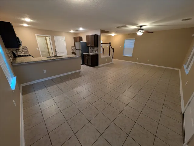 $2,200 | 18920 Sunrise Ranch, Houston, TX 77073