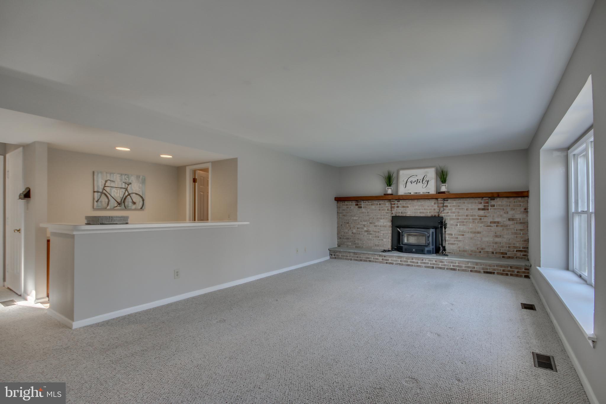 52 Douglass Road Lansdale, PA 19446 - Photo 4 of 20 Gallery Image 4