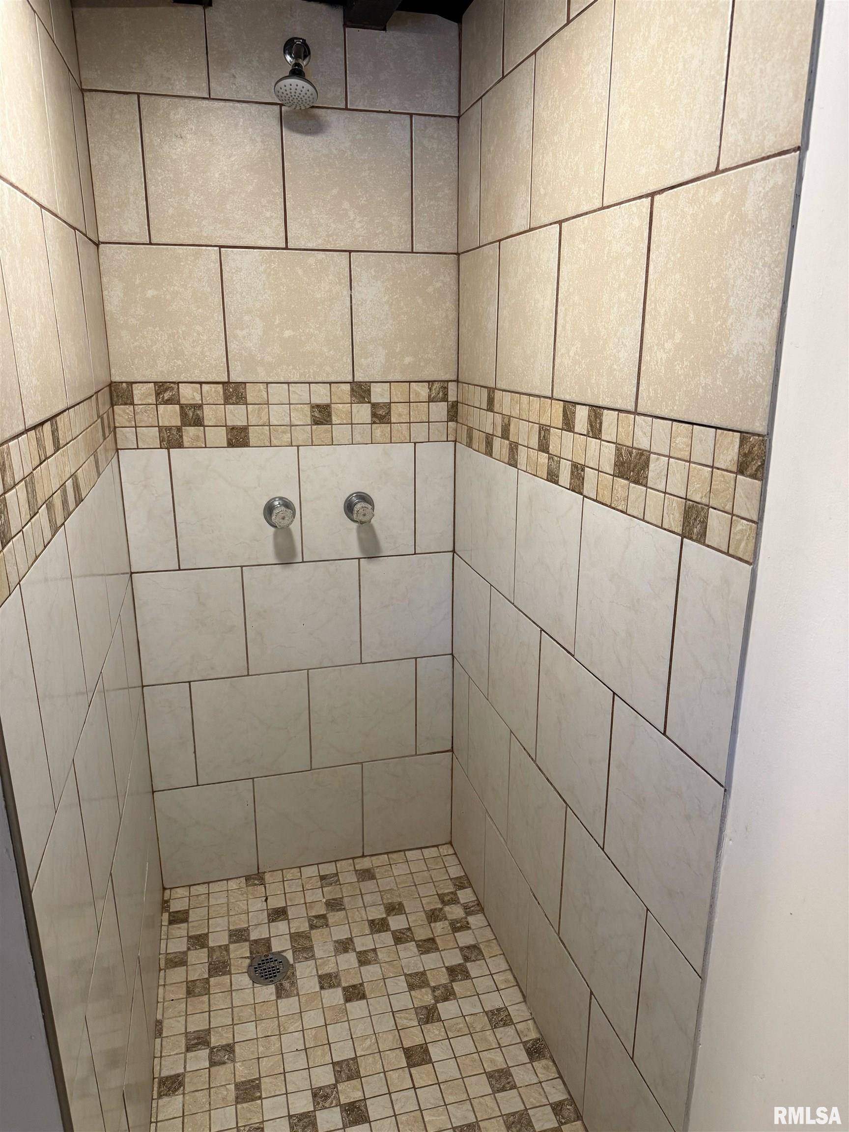 1708 South Spring Street Springfield, IL 62704 - Photo 17 of 19