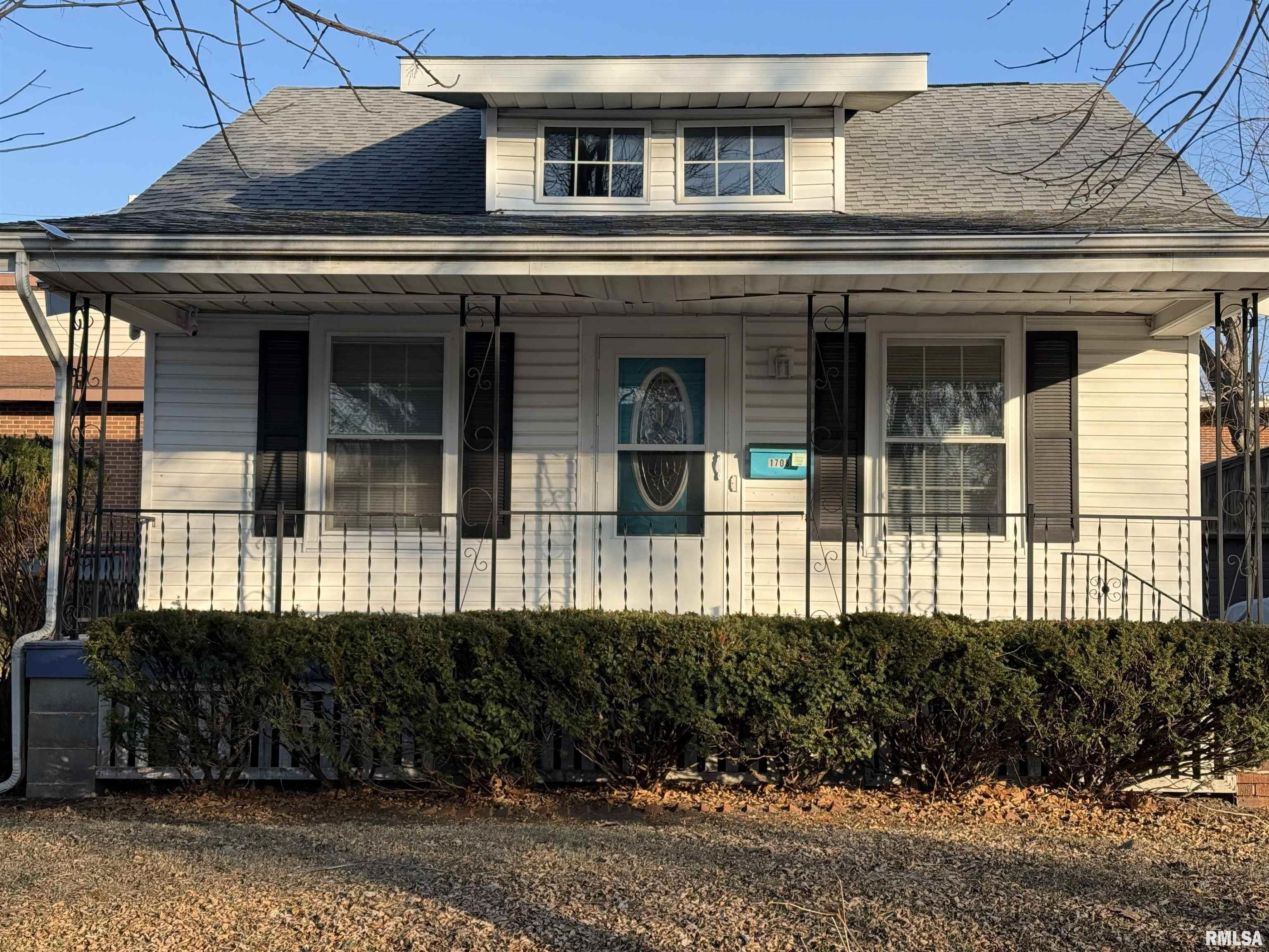 1708 South Spring Street Springfield, IL 62704 - Photo 2 of 19