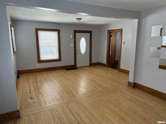 $124,900 | 1708 South Spring Street, Springfield, IL 62704