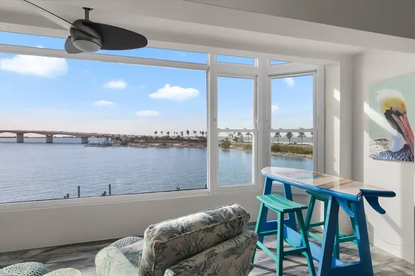 $1,175,000 | 174 Golden Gate Point, Unit 32, Sarasota, FL 34236