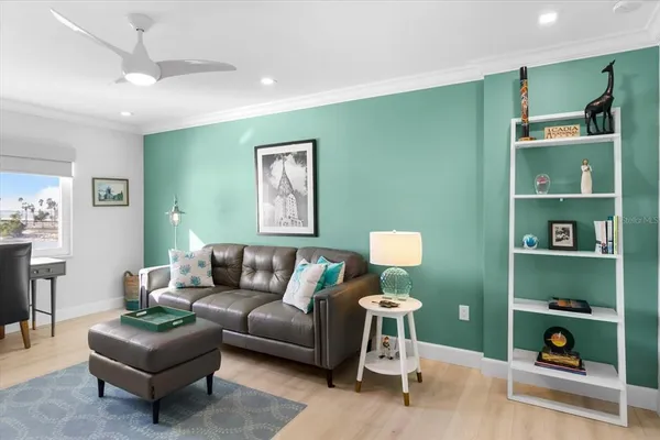 $1,175,000 | 174 Golden Gate Point, Unit 32, Sarasota, FL 34236