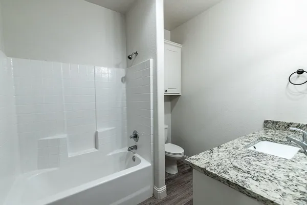 $1,525 | 2005 102nd Street, Unit B, Lubbock, TX 79423