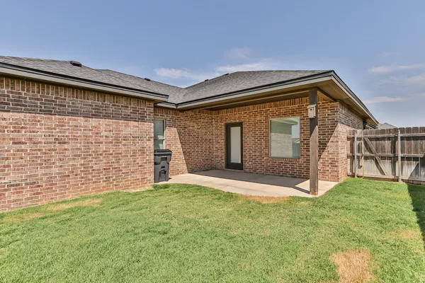 $1,525 | 2005 102nd Street, Unit B, Lubbock, TX 79423
