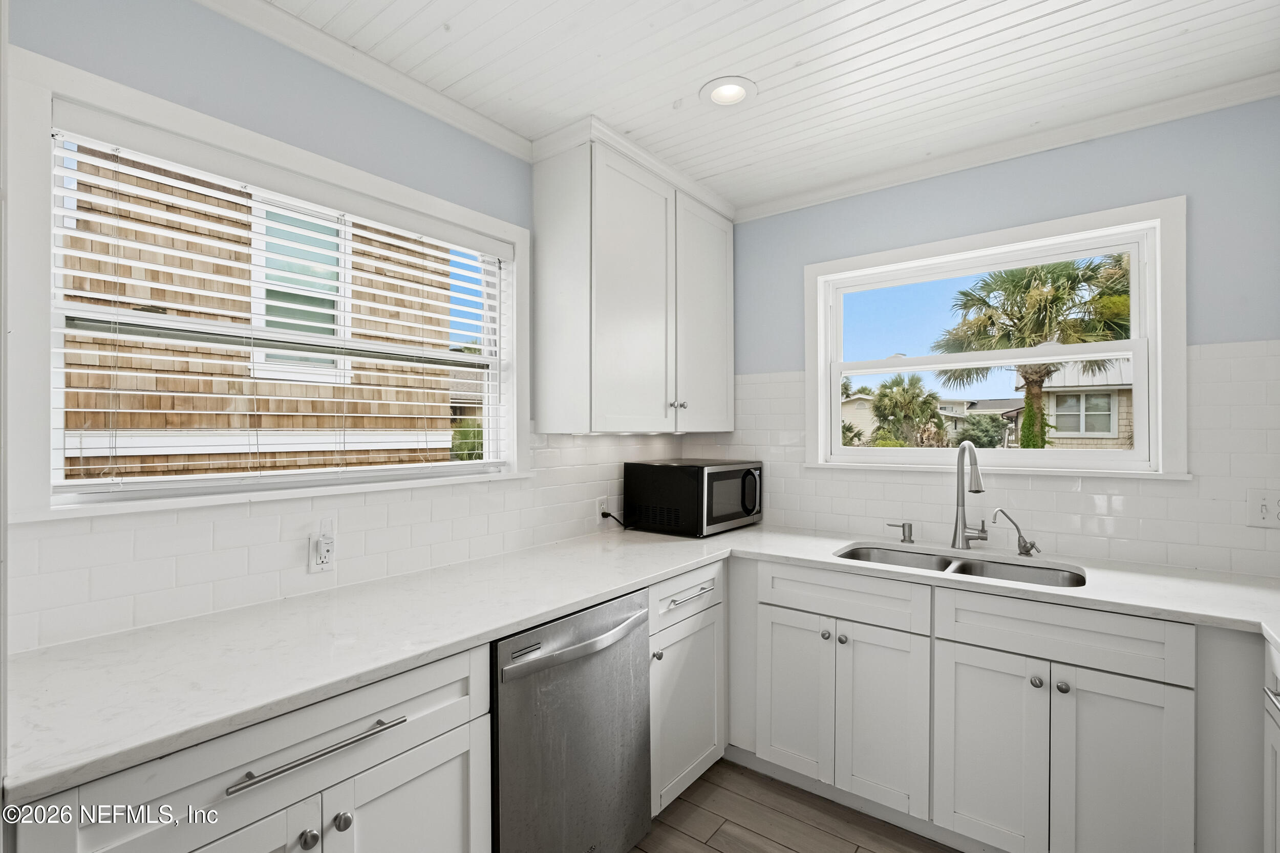 200 Walnut Street, Unit 2 Neptune Beach, FL 32266 - Photo 13 of 36 homeprimemedia-13