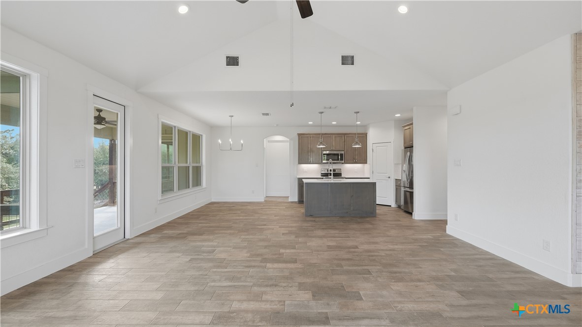 1039 Primrose Path Spring Branch, TX 78070 - Photo 11 of 48