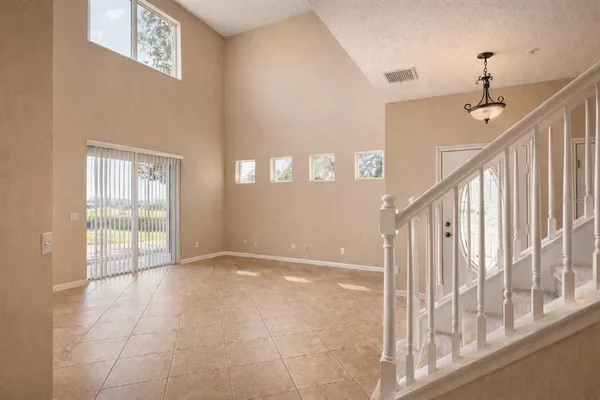 $2,650 | 1136 Crestwood Commons Avenue, Ocoee, FL 34761