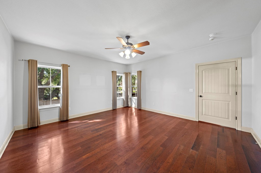 100 St Andrews Loop Kerrville, TX 78028 - Photo 15 of 32