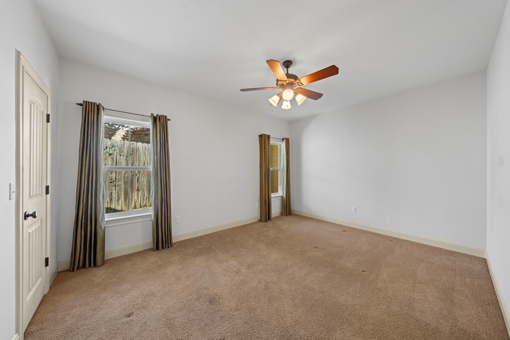 100 St Andrews Loop Kerrville, TX 78028 - Photo 23 of 32