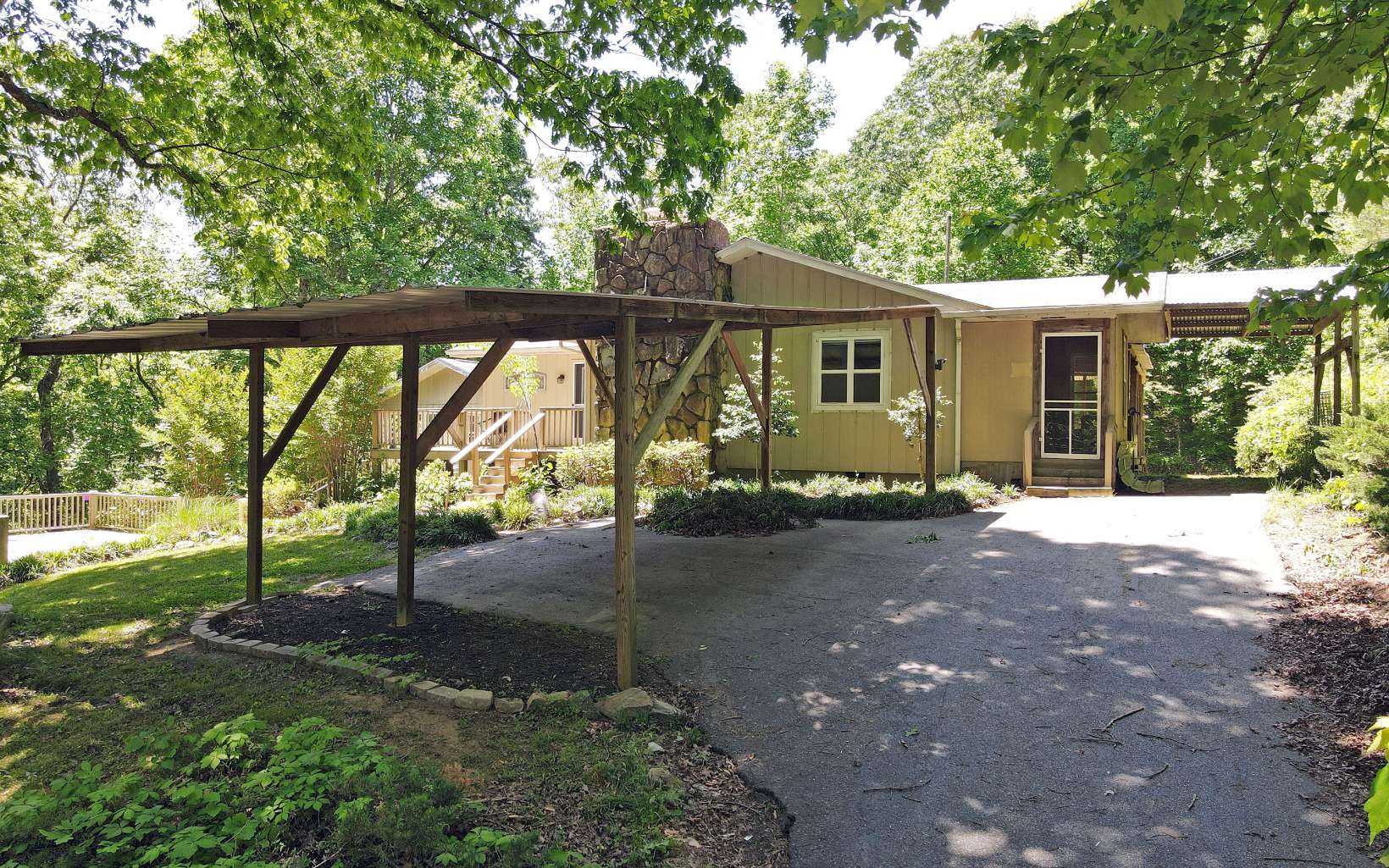 1662 Tanglewood Road Murphy, NC 28906 - Photo 1 of 4 Main View