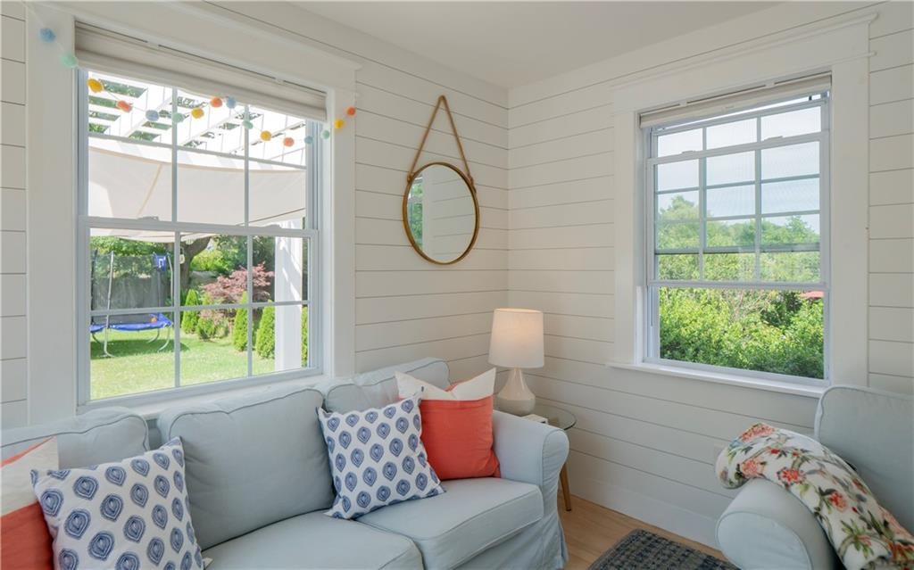 122 Ruggles Avenue Newport, RI 02840 - Photo 14 of 50
